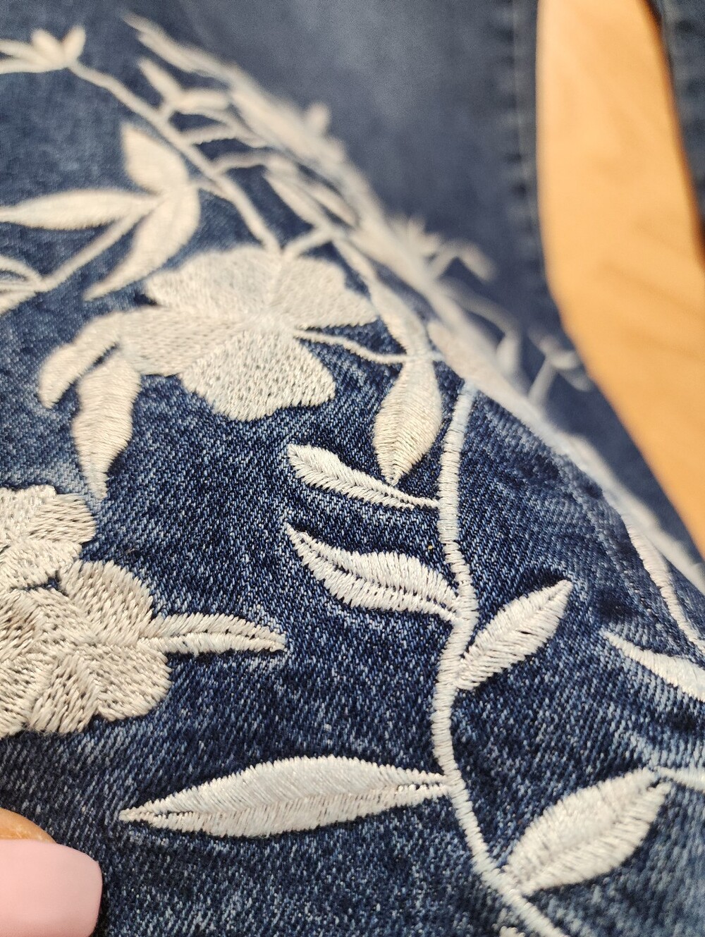 Pilcro Blue Denim Jeans with White Floral Embroidery - Picture 2 of 16